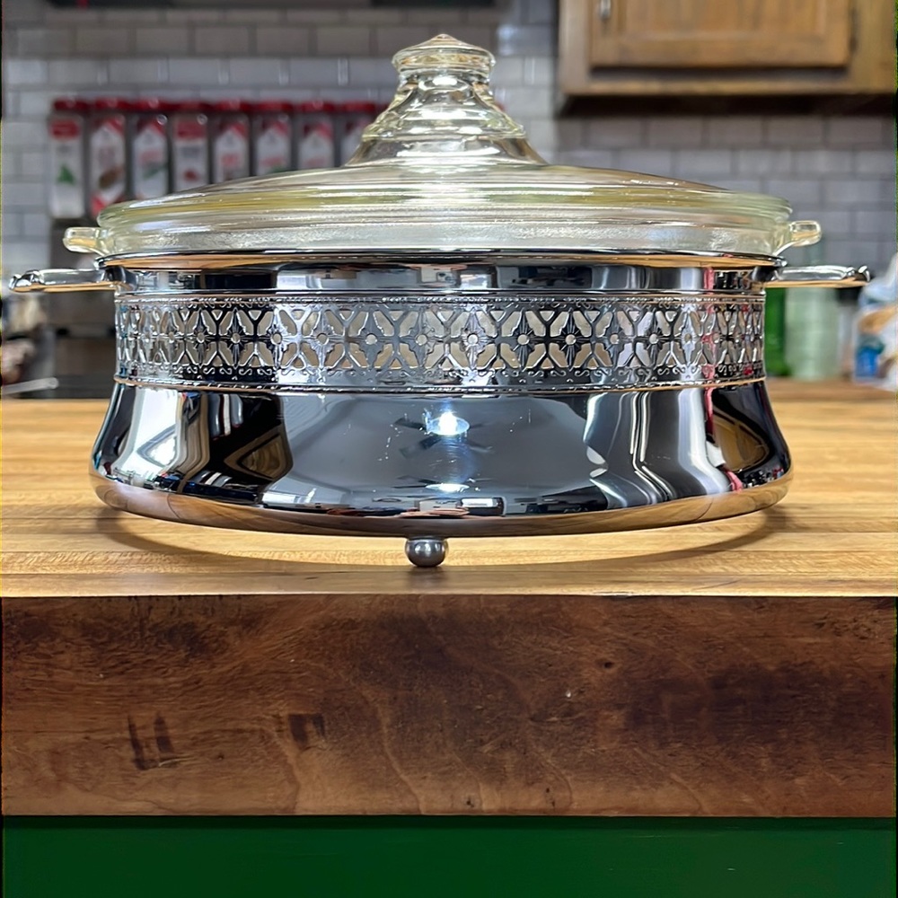 Pyrex Casserole Dish